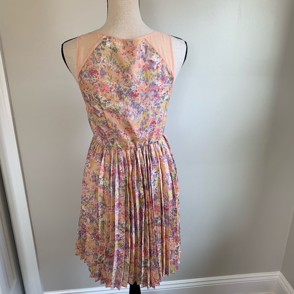 LAUREN CONRAD DRESS floral - Picture 4 of 8